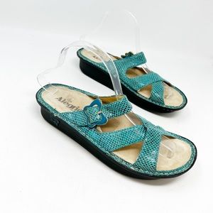 ALEGRIA BAR-703 Teal Embossed Leather Criss Cross Butterfly Comfort Sandals 39